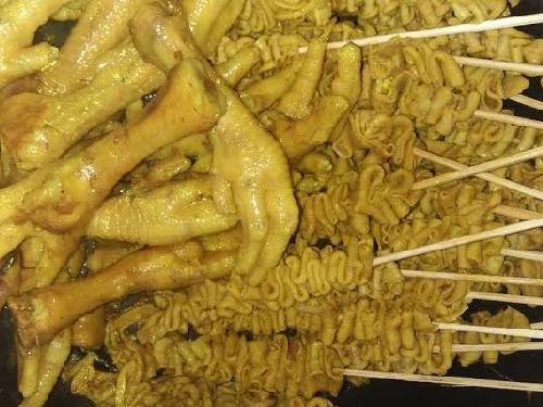 Makan Siang di Cilacap? Coba Angkringan Damar MU!